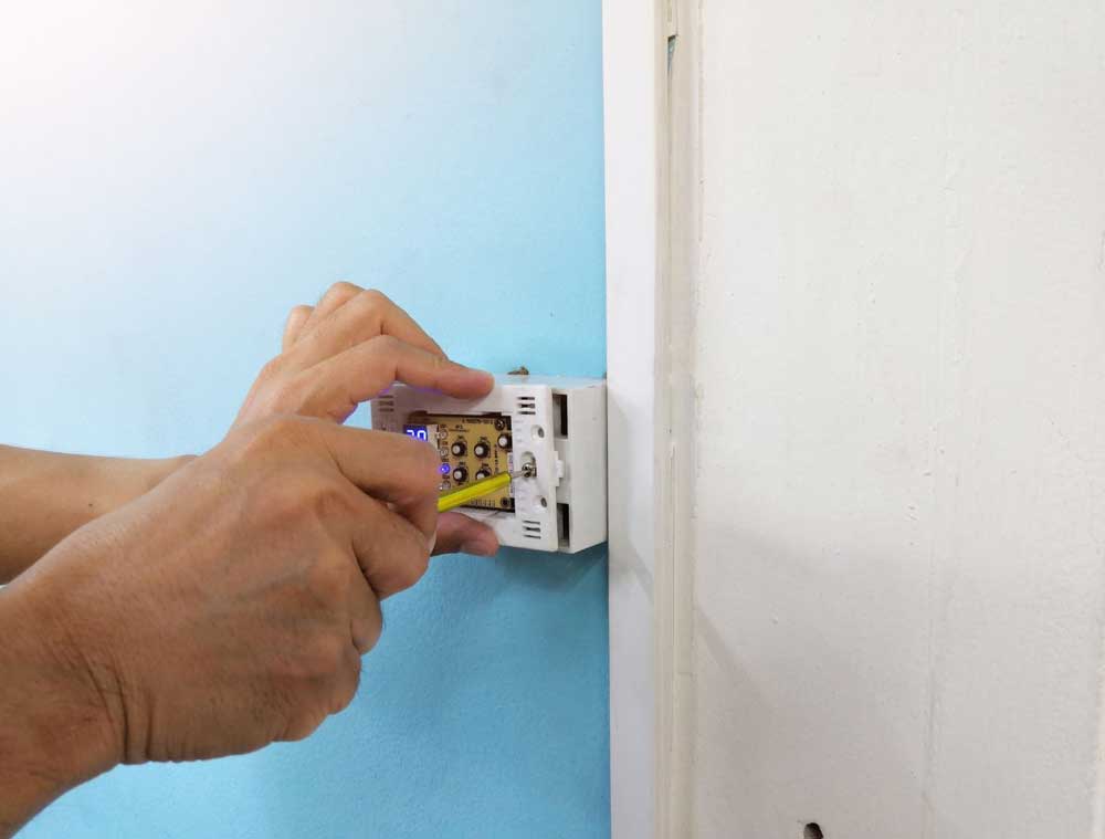 Thermostat Repair & Installation