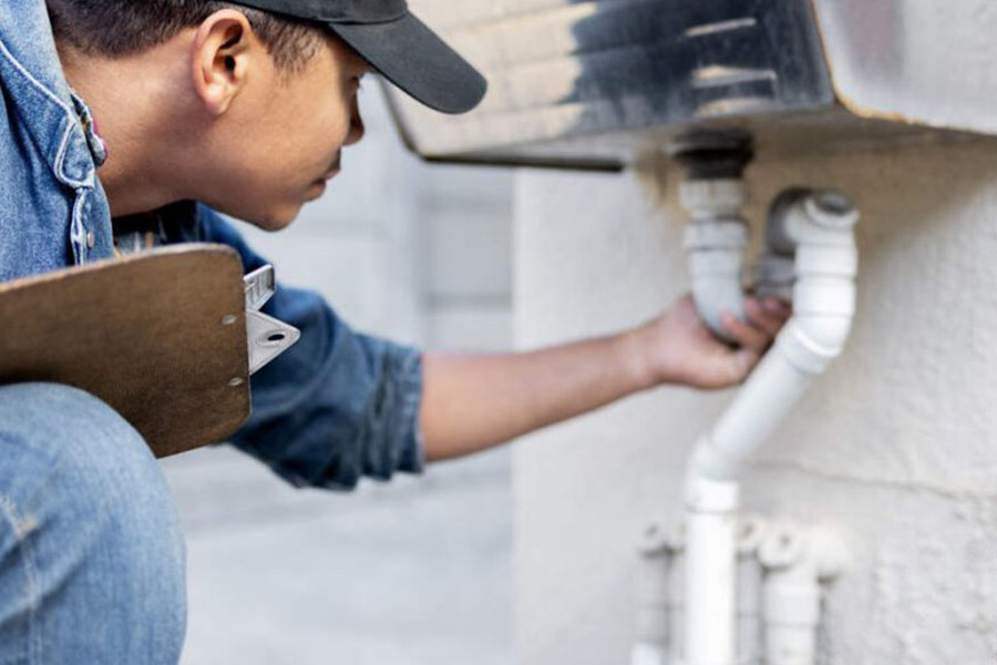 Expert Plumber in Sullivan